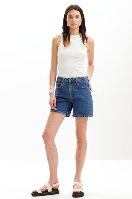 Plain denim shorts