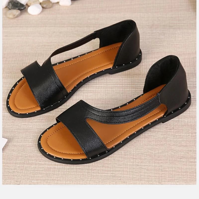 Fischmaul-Nieten-Sandalen mit offener Zehenpartie