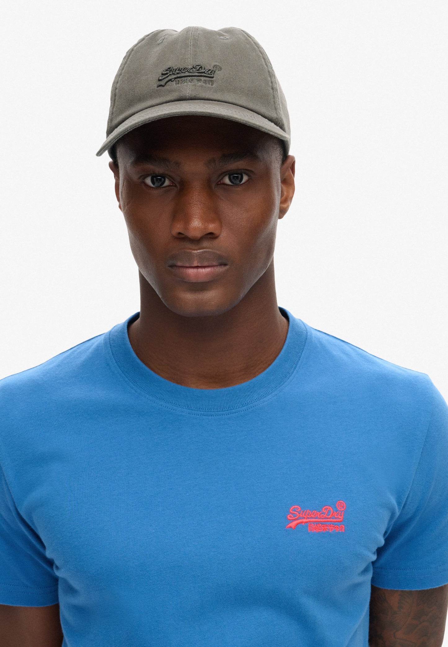 Essential Logo Emb T-Shirt
