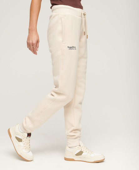 Essential Logo Jogger