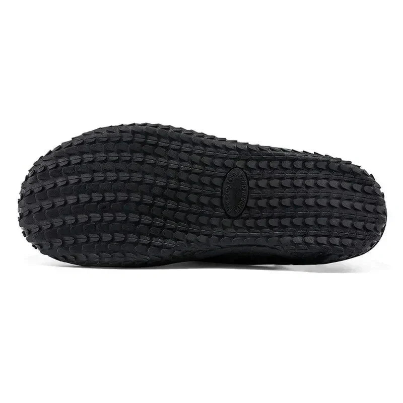 (Limited Time Sale 49%off)Men slippers home winter indoor warm plush shoes thick bottom waterproof leather house slippers cotton shoes