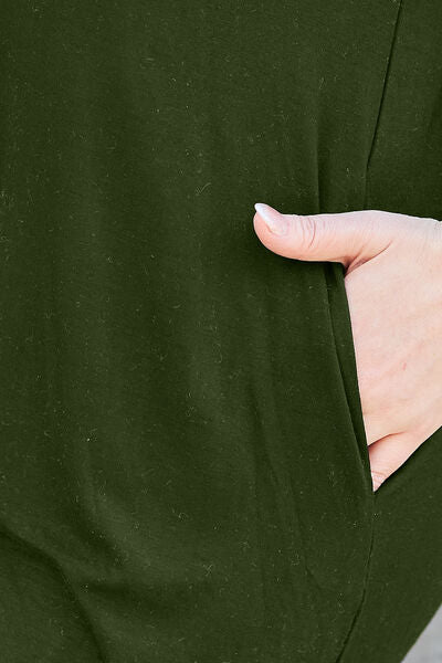 Basic Bae Rundhals-Kurzarmkleid in voller Größe mit Taschen
