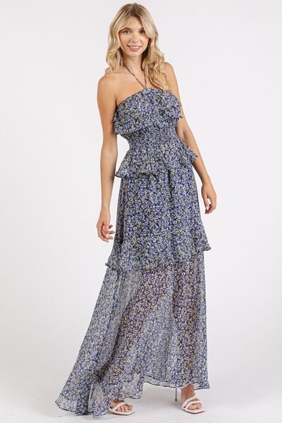 Maxikleid mit gerafftem Smocked-Blumenmuster und Neckholder von Mittoshop