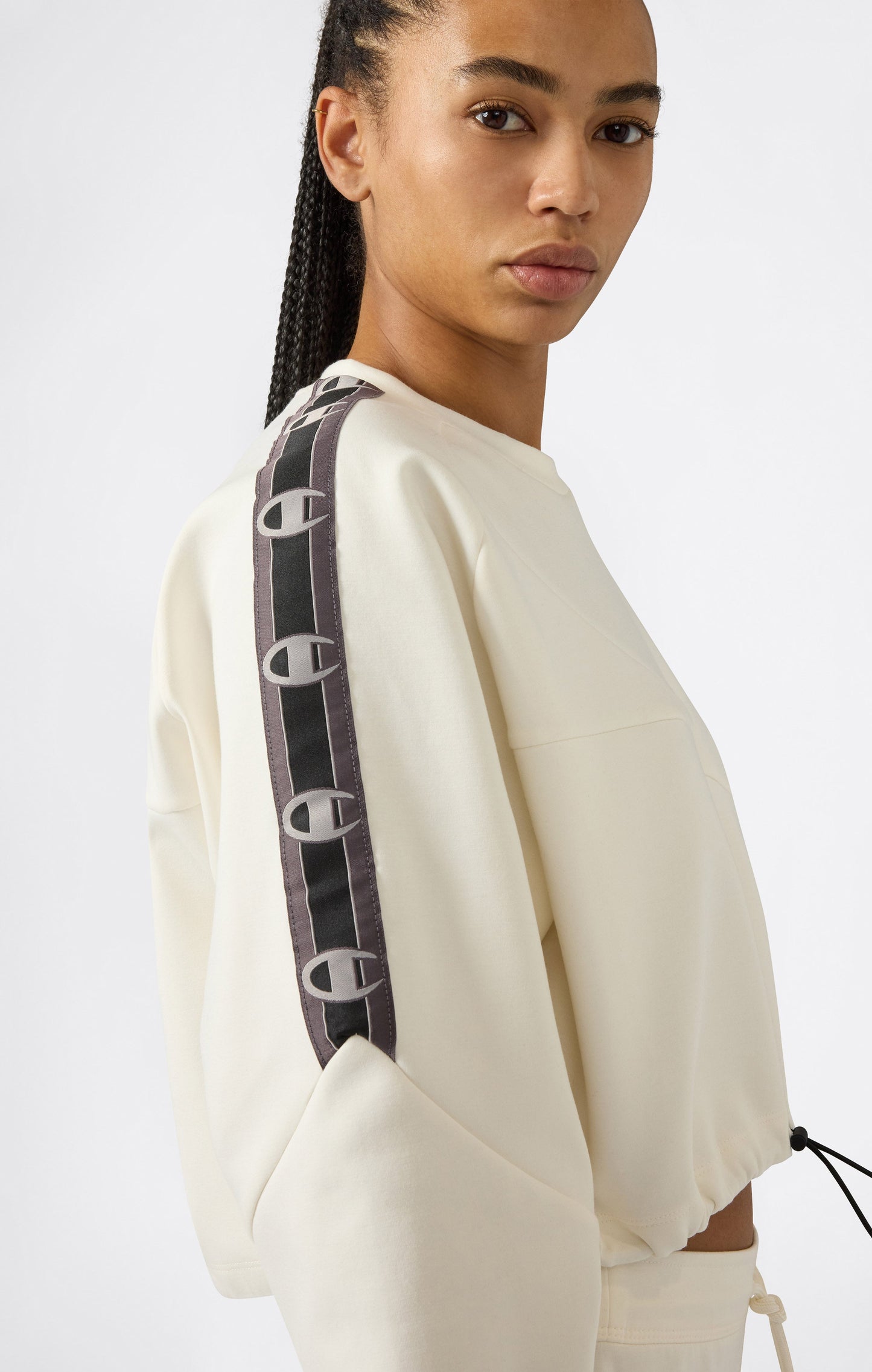 Damen Cropped Interlock Crewneck Sweatshirt mit Tape-Logo