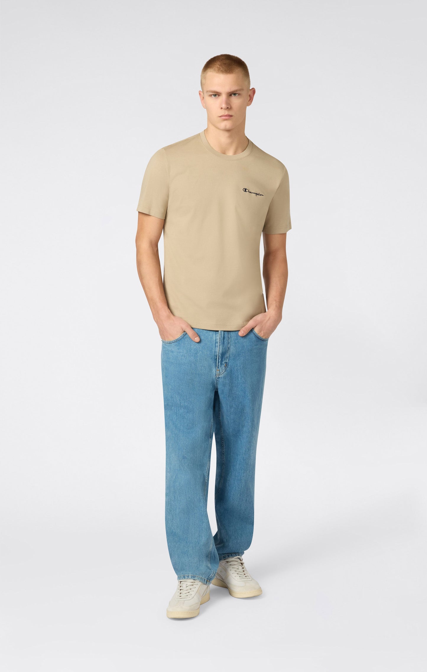Herren-T-Shirt mit kleinen gestickten Logo-Symbolen