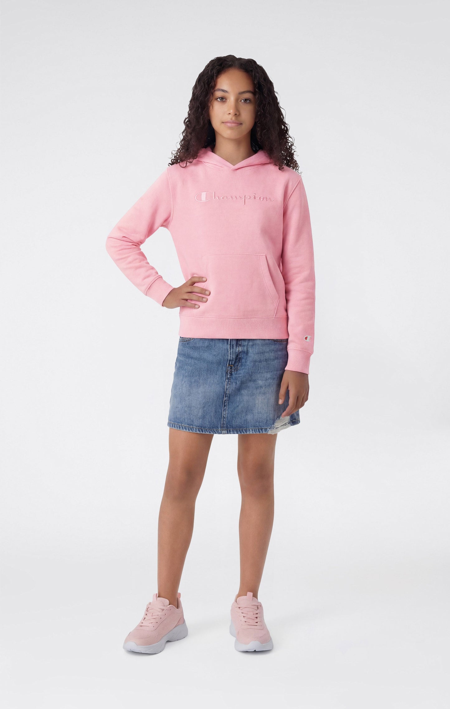 Leichter Kapuzenpullover für Mädchen mit Ton-in-Ton gestickten Maxi-Logo-Symbolen