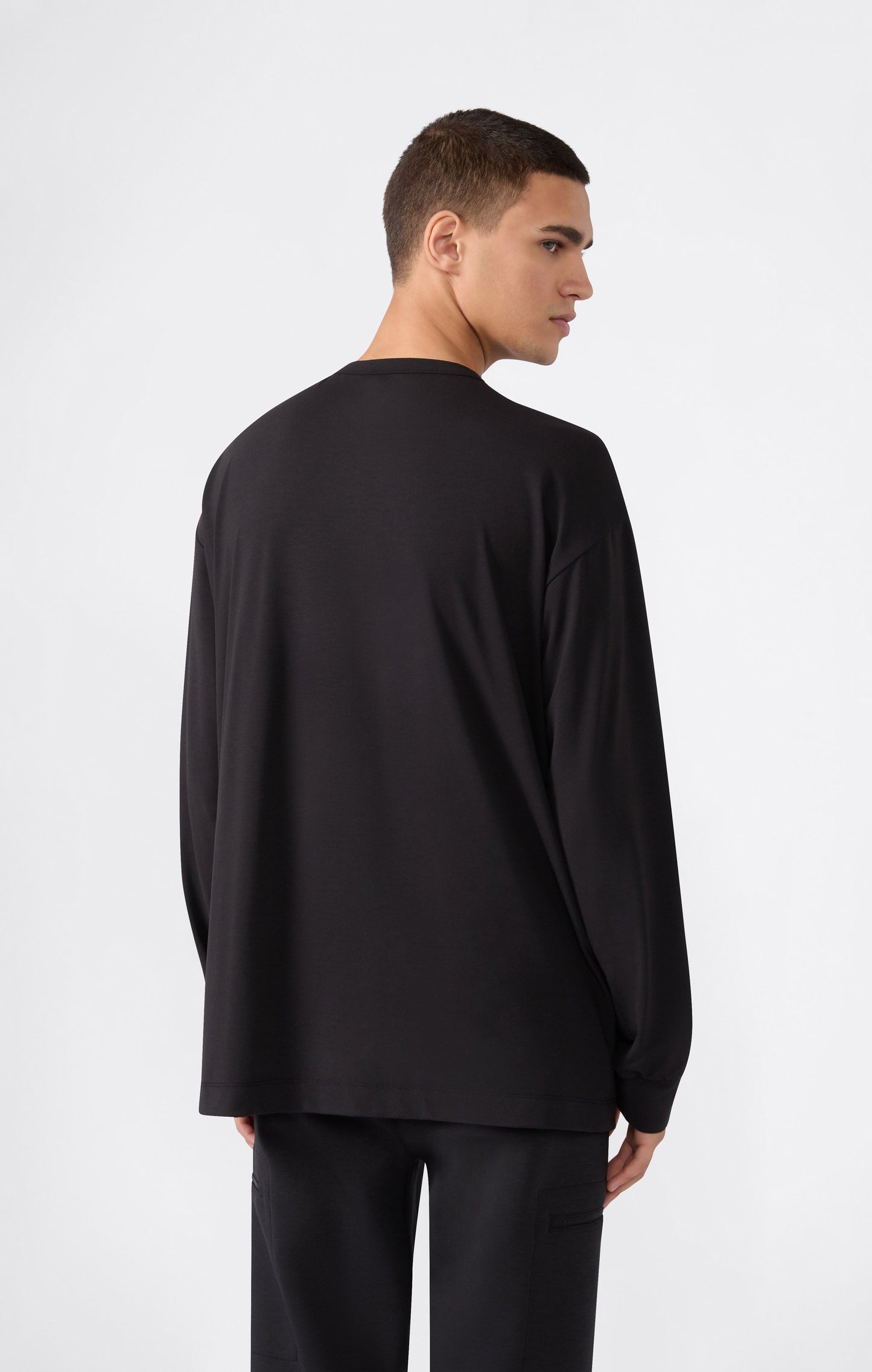 Unisex Black Edition schnelltrocknendes Langarmshirt