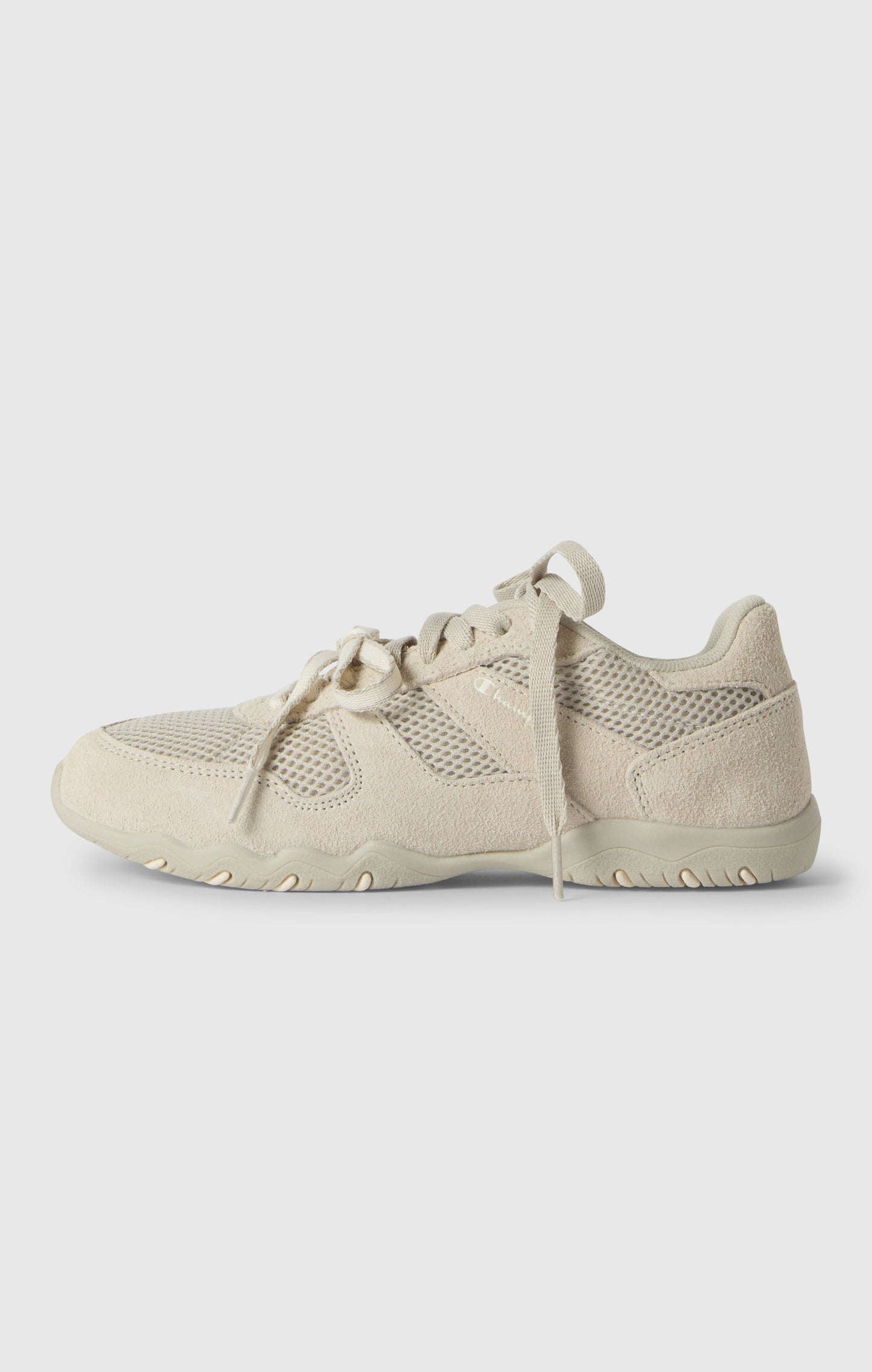 Unisex Low Pro 00s Court Trainers
