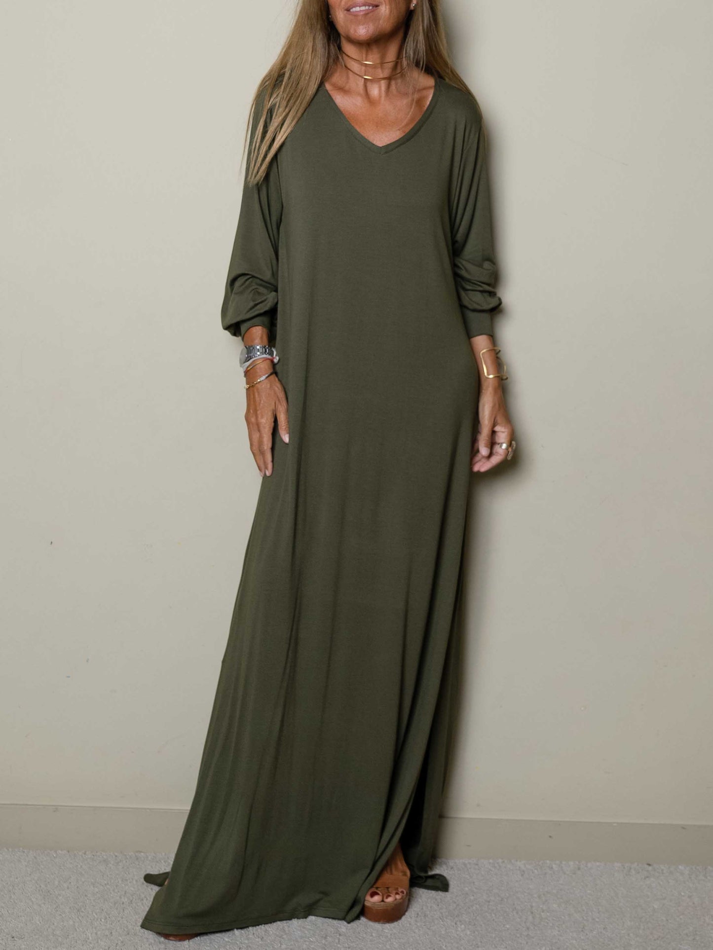 Damen Freizeit-Maxikleid mit V-Ausschnitt