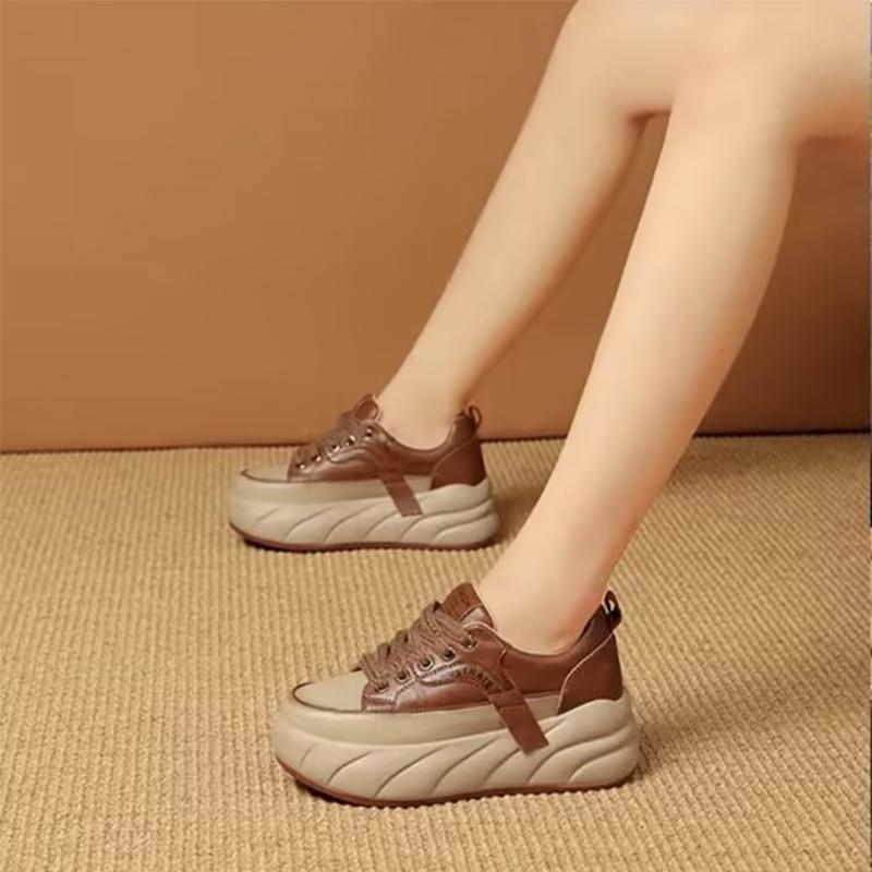 Freizeitschuhe für Damen aus Leder mit Muffinsohle