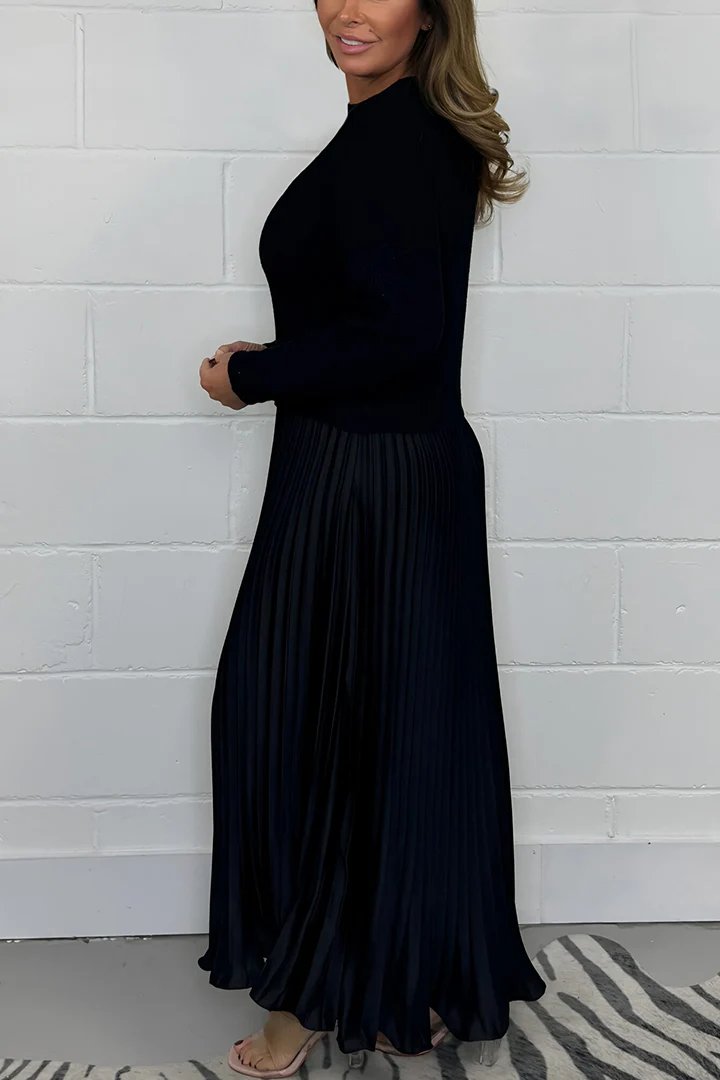 Women’s Stylish and Elegant Round-neck Pleated Dress